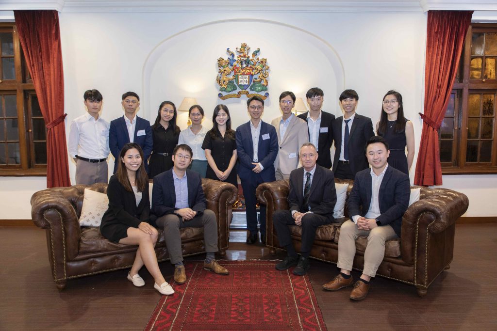 The D. H. Chen Scholars of HKU gather at the Scholarship’s President Roundtable 2023